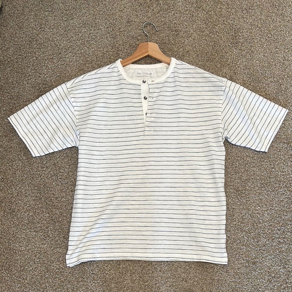 Zara Black and White Short Sleeve Tee